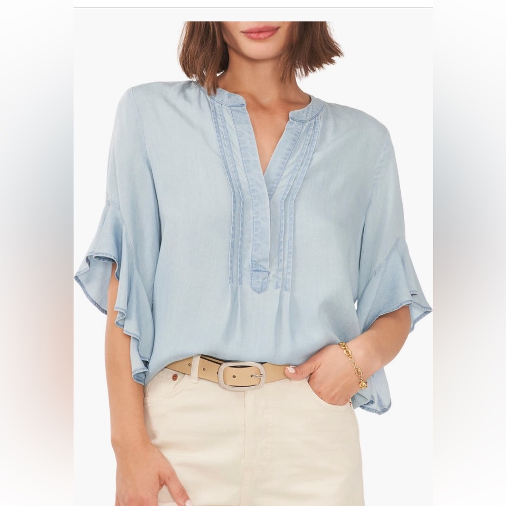 NWT Vince Camuto Top